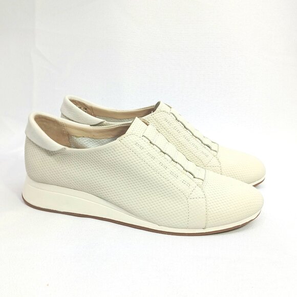 Hush Puppies The Body Shoe Beige Embossed Leather Wedge Slip On Oxfords Sneakers - Picture 3 of 9